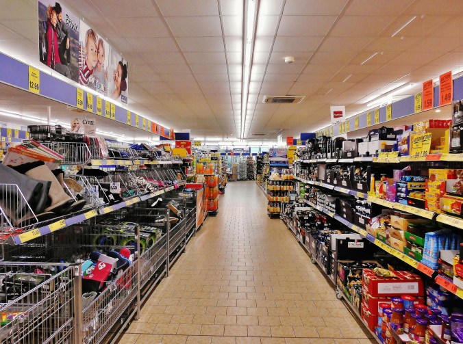 supermarket-507295_1920
